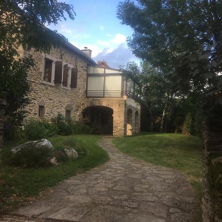 Gite A La Campagne Quins Bagian luar foto